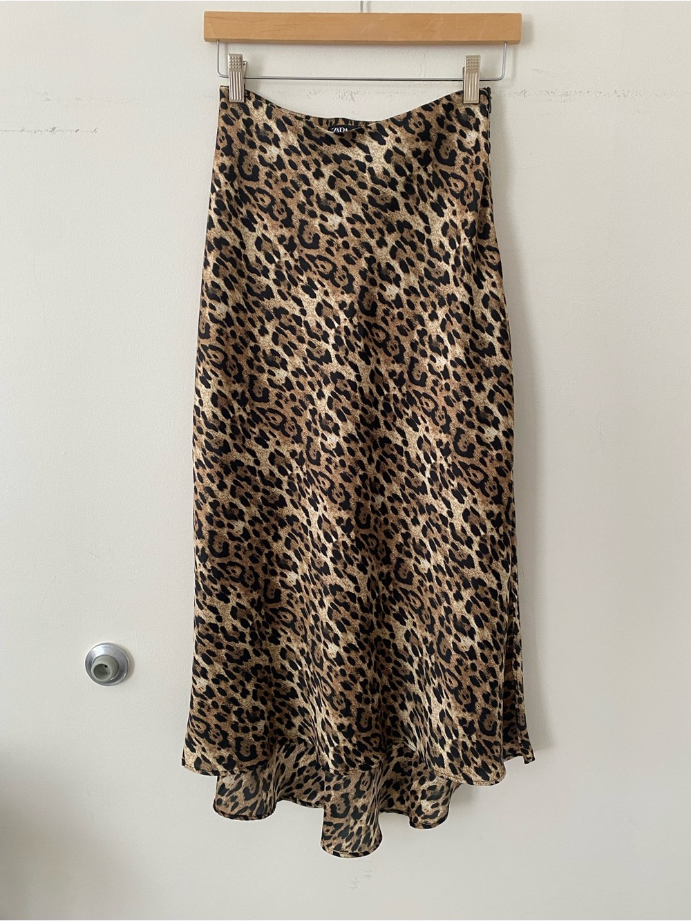 Zara Leopard-Print Midi Slip Skirt